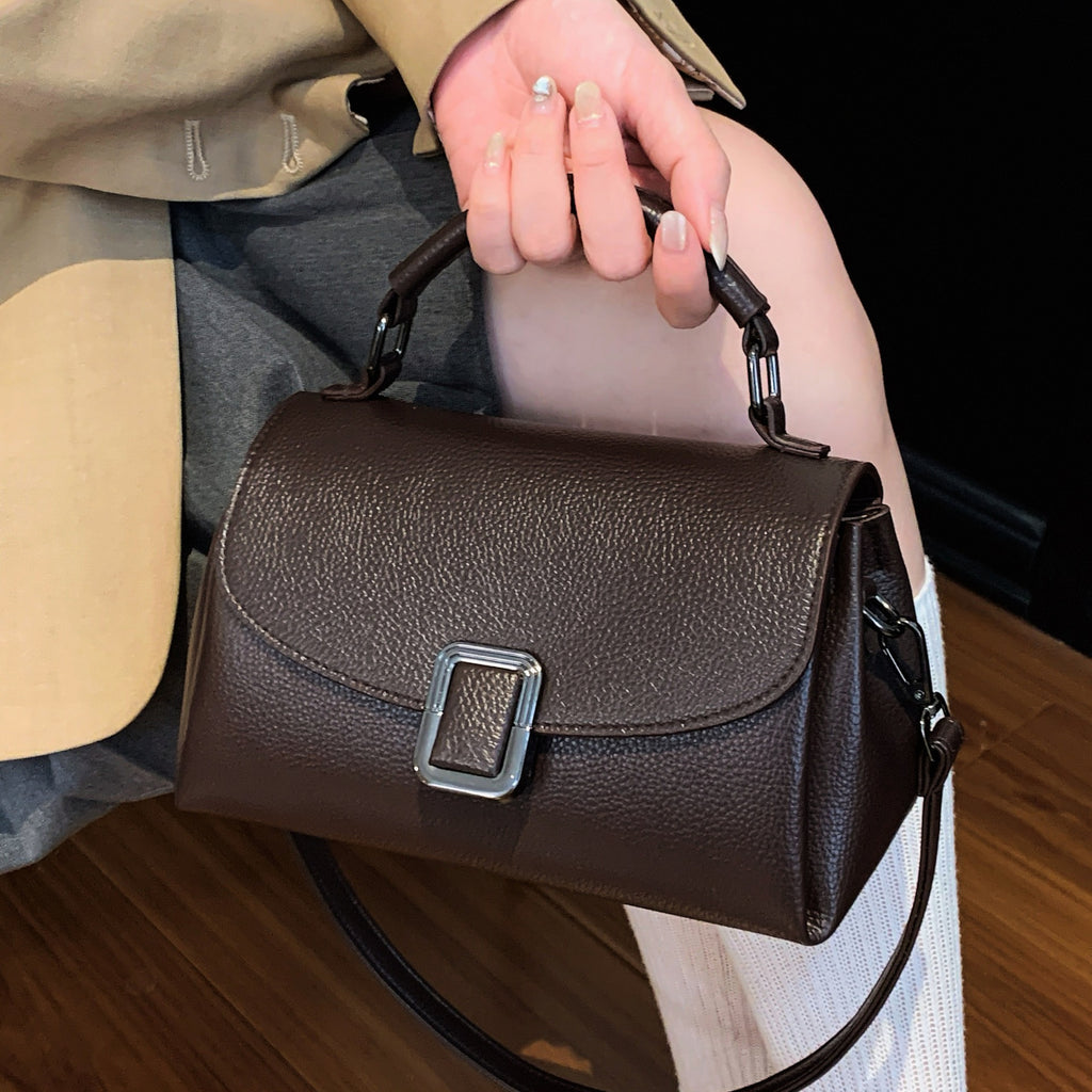 Bolsa Feminina Fashion e Simples, de Ombro e Transversal