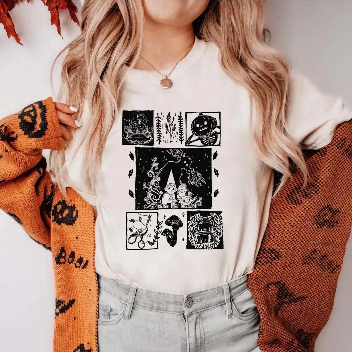 Camiseta Feminina Branca Halloween com Estampa Fofa Streetwear