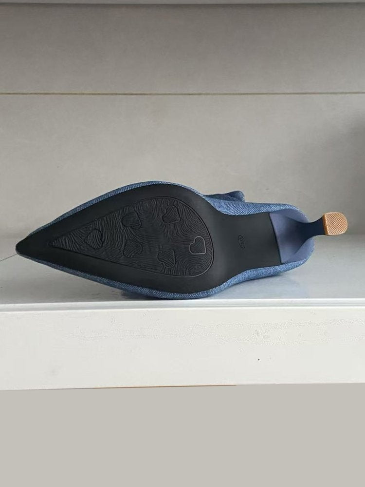Bota Ankle Jeans Retrô Francesa, Bico Fino e Salto Stiletto
