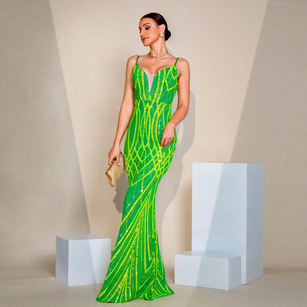 Vestido de Festa com Decote V, Alças, Paetês e Saia Sereia