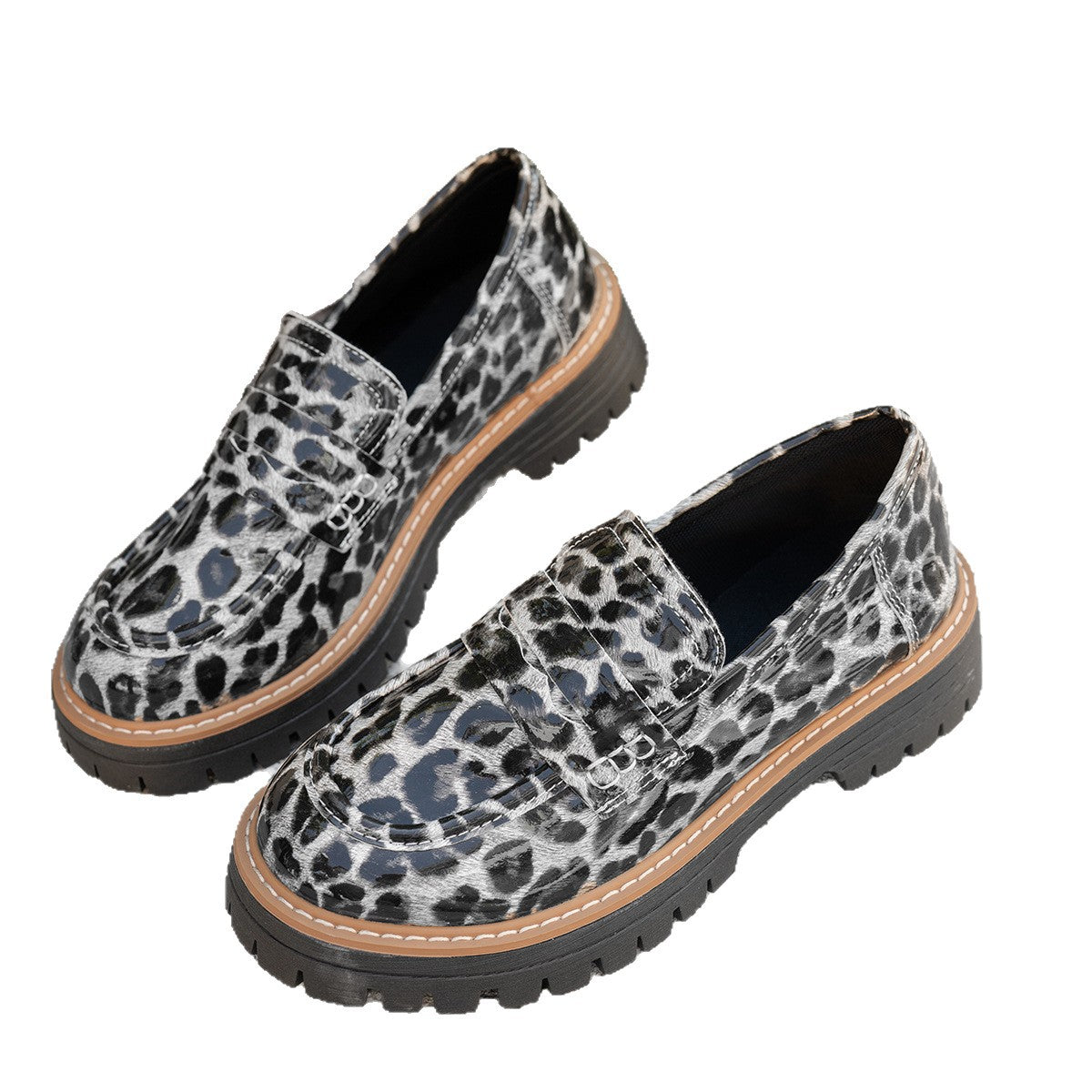 Novos Sapatos Femininos Vintage de Outono em Couro Verniz com Fivela e Estampa de Onça
