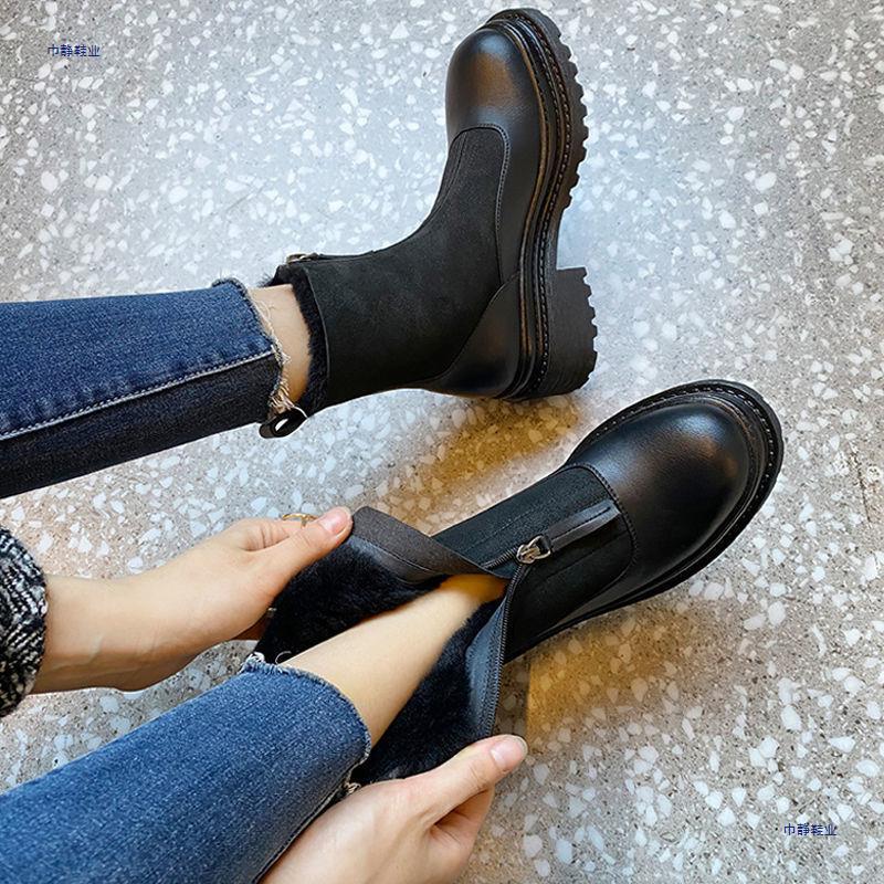 Bota Ankle com Zíper Frontal, Estilo Influencer – Nova Coleção