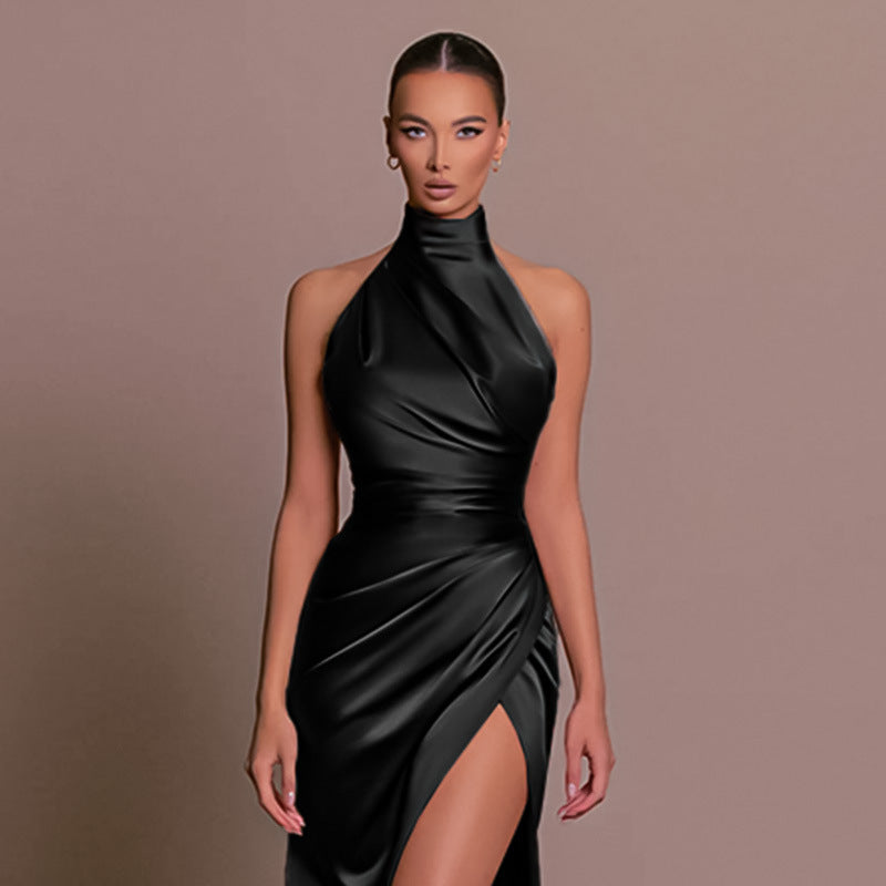 Vestido Longo Elegante com Gola Alta