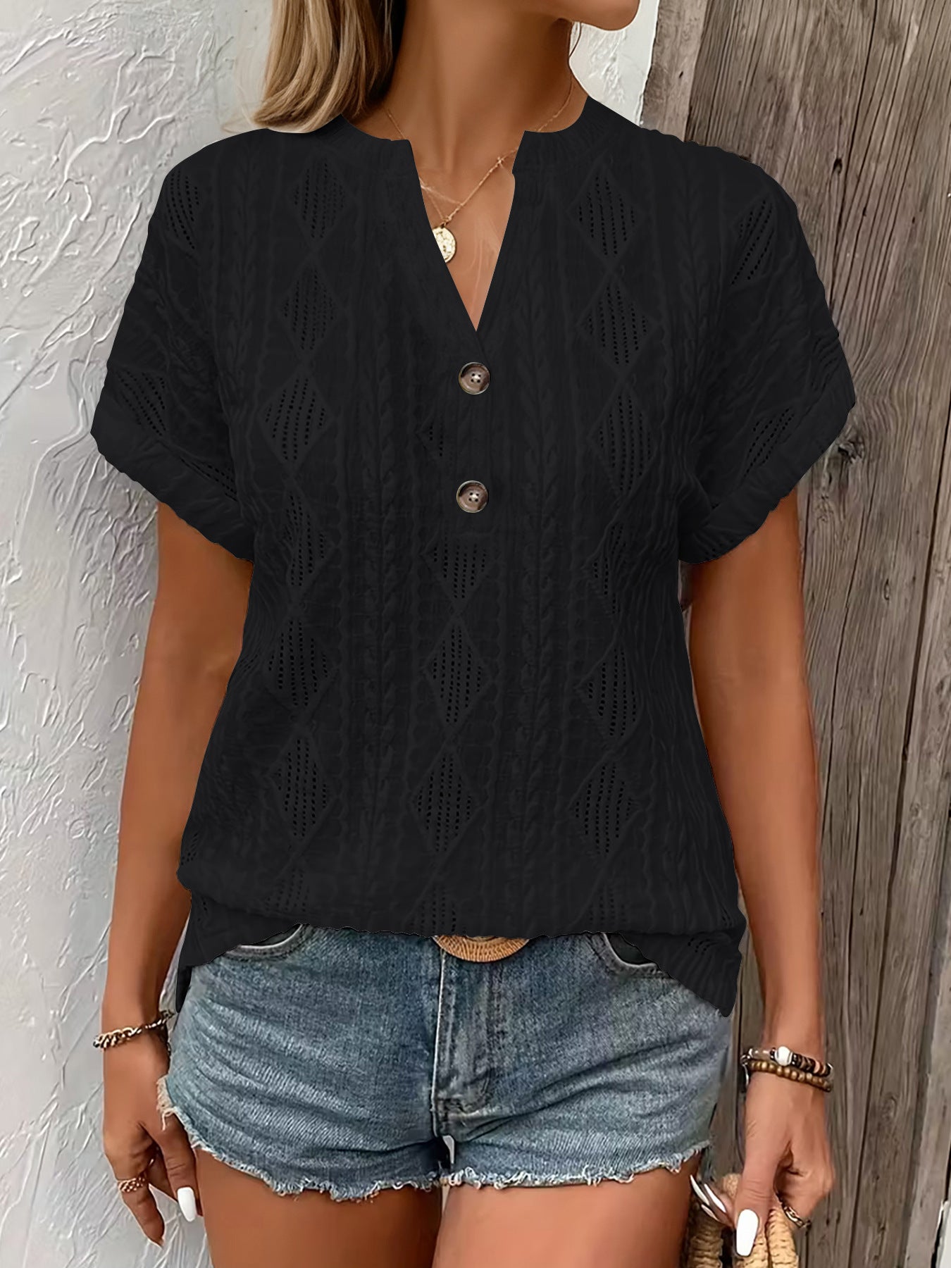 camiseta feminina decote V casual