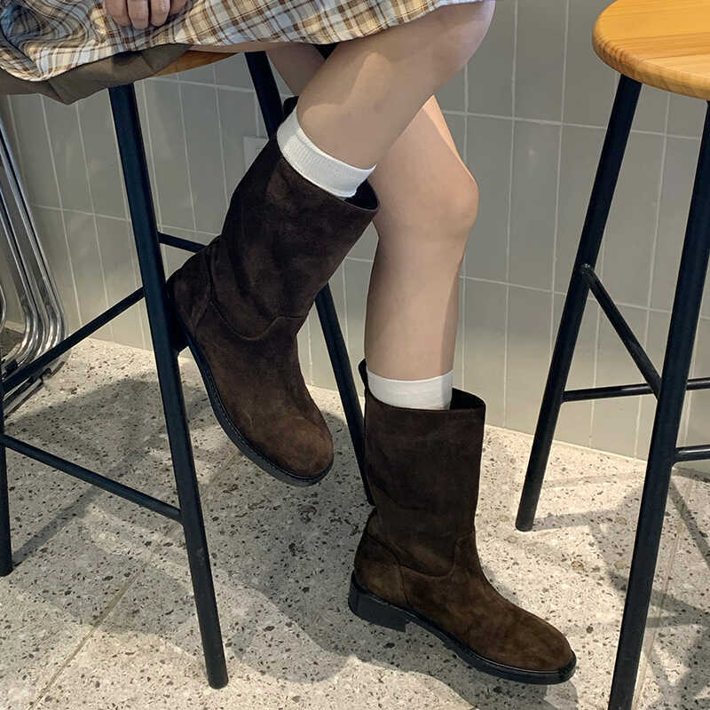 Botas Femininas de Couro Genuíno, Cano Médio, Estilo Vintage de Montaria, Cano Reto