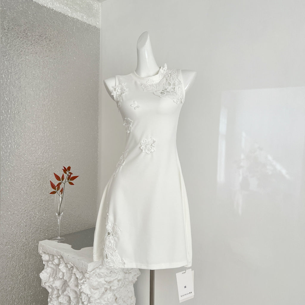Vestido Saia Sem Manga em