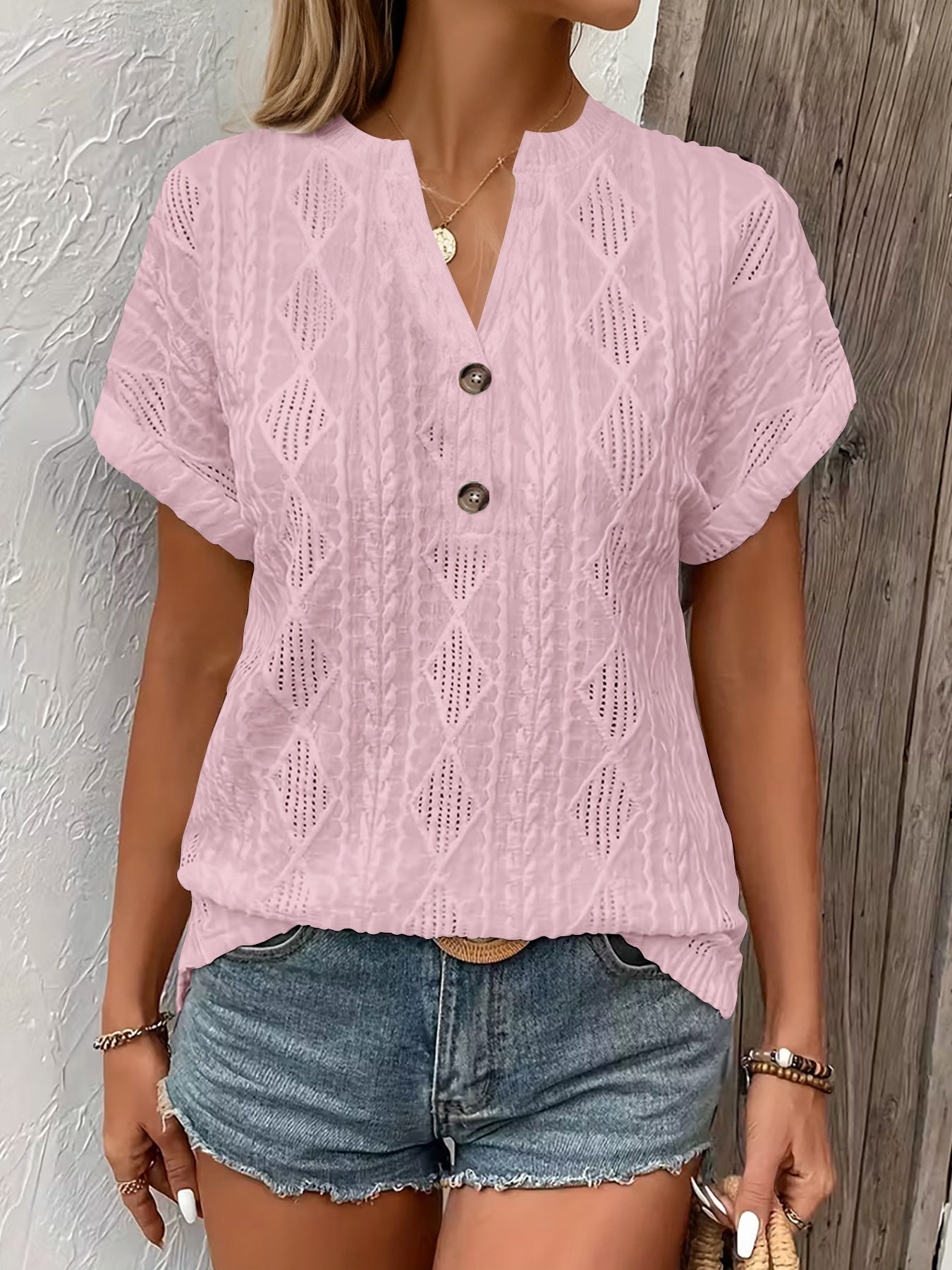 camiseta feminina decote V casual