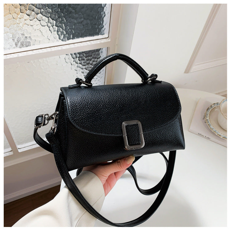 Bolsa Feminina Fashion e Simples, de Ombro e Transversal