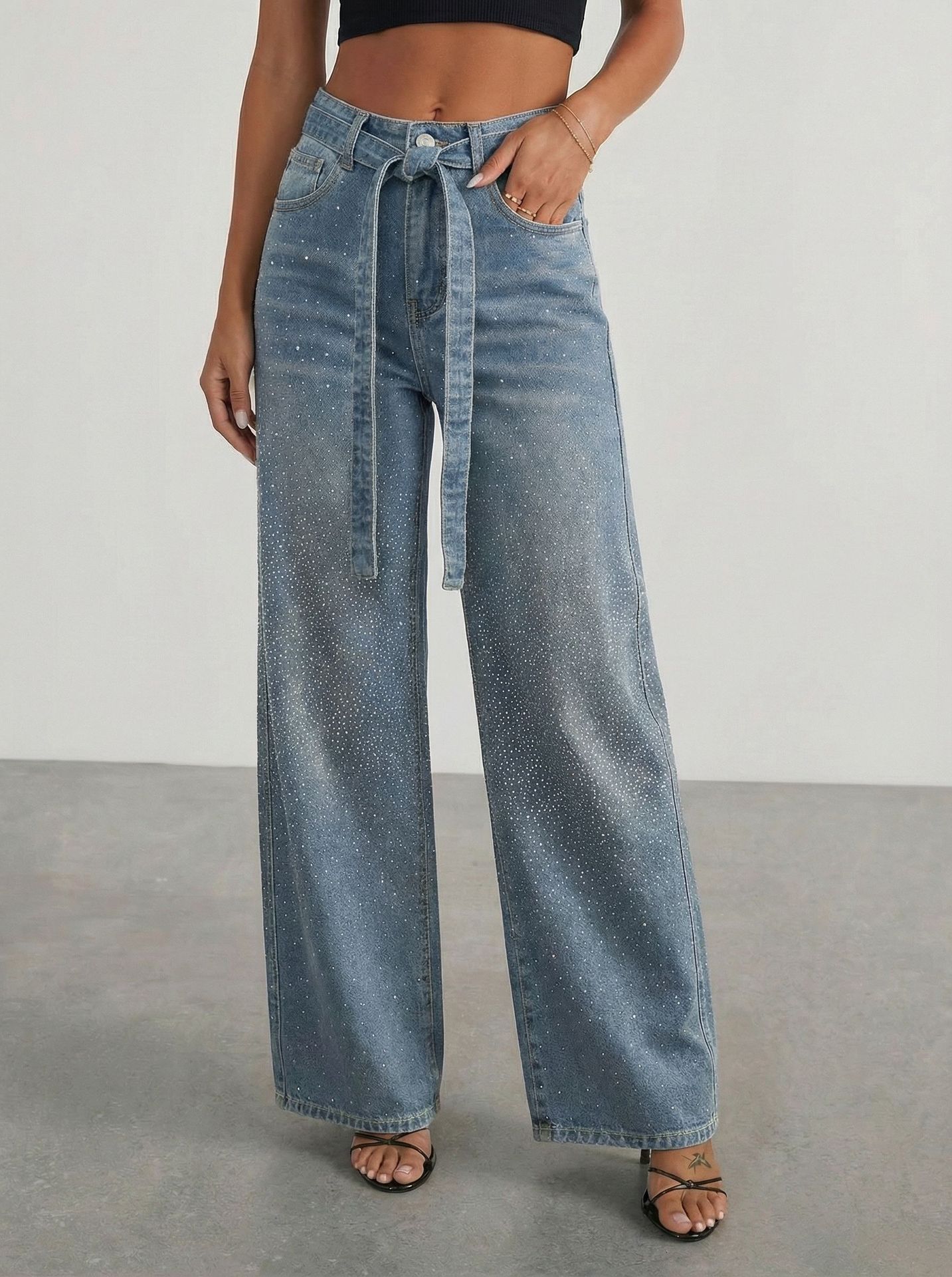 Jeans Feminino Solto, Cintura Alta e Pernas Largas