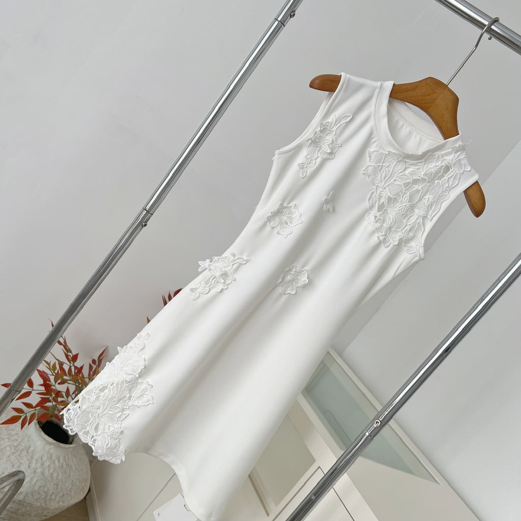 Vestido Saia Sem Manga em